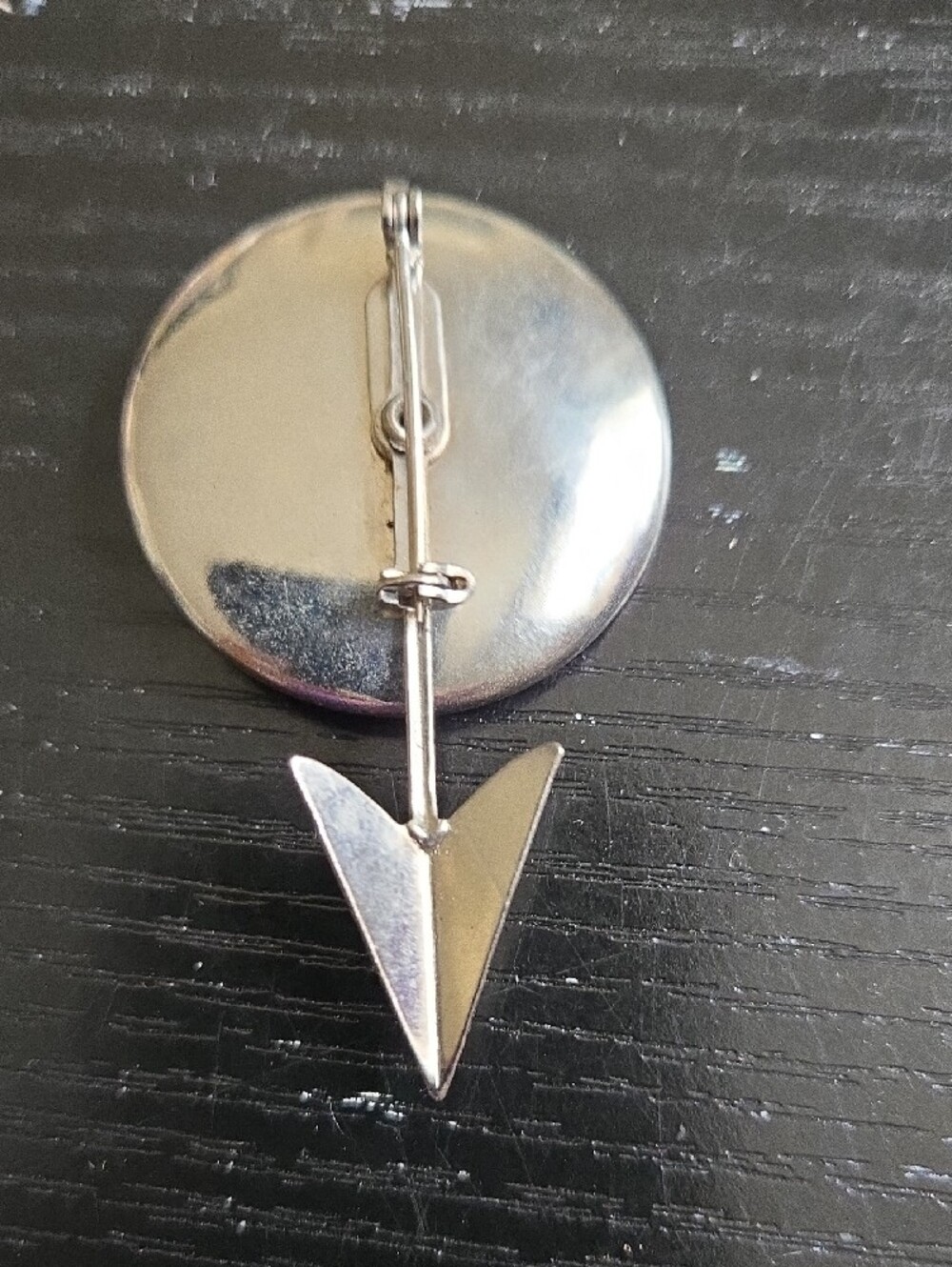 Silver Arrow Pin - Picture 2 of 3